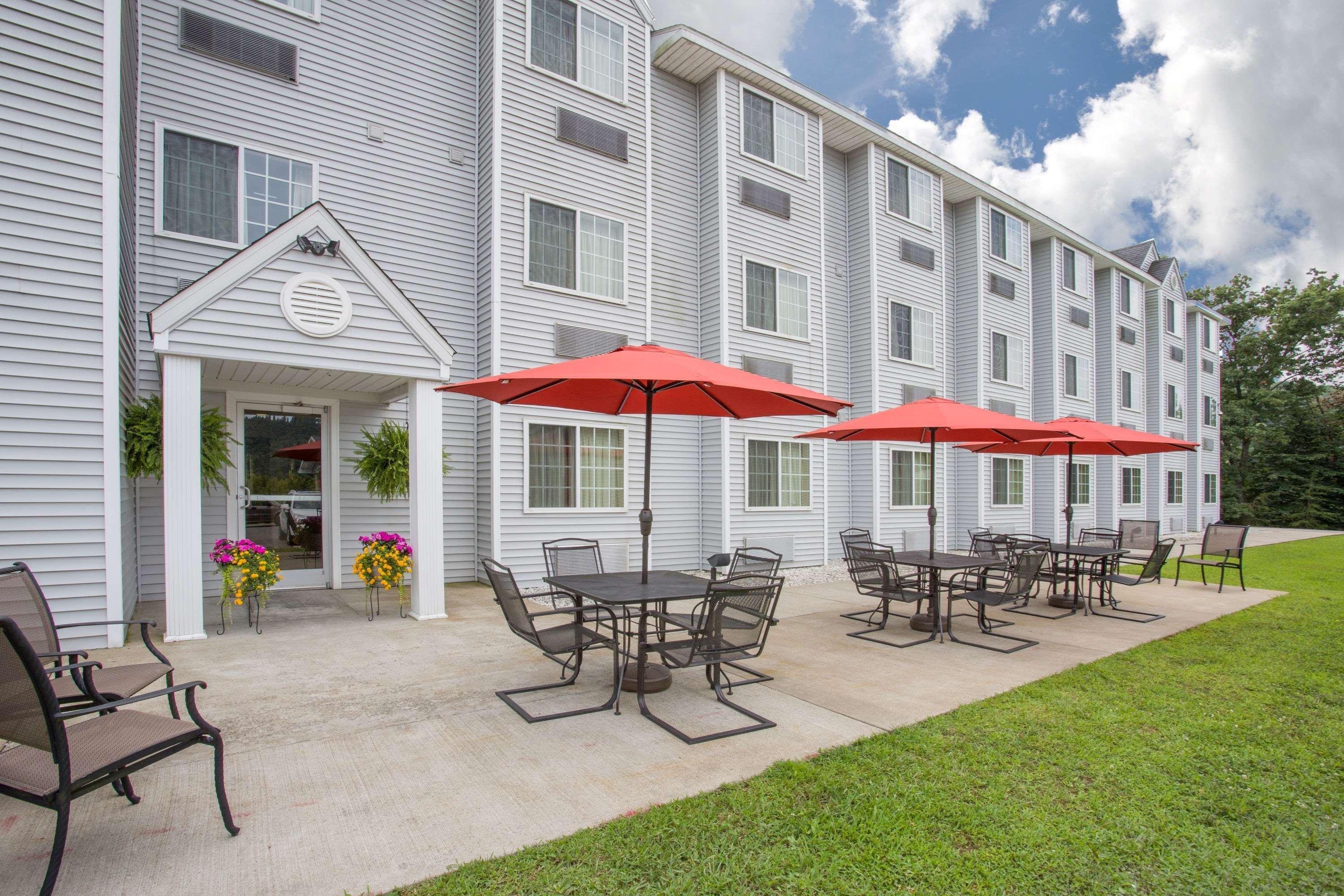Microtel And Gassaway